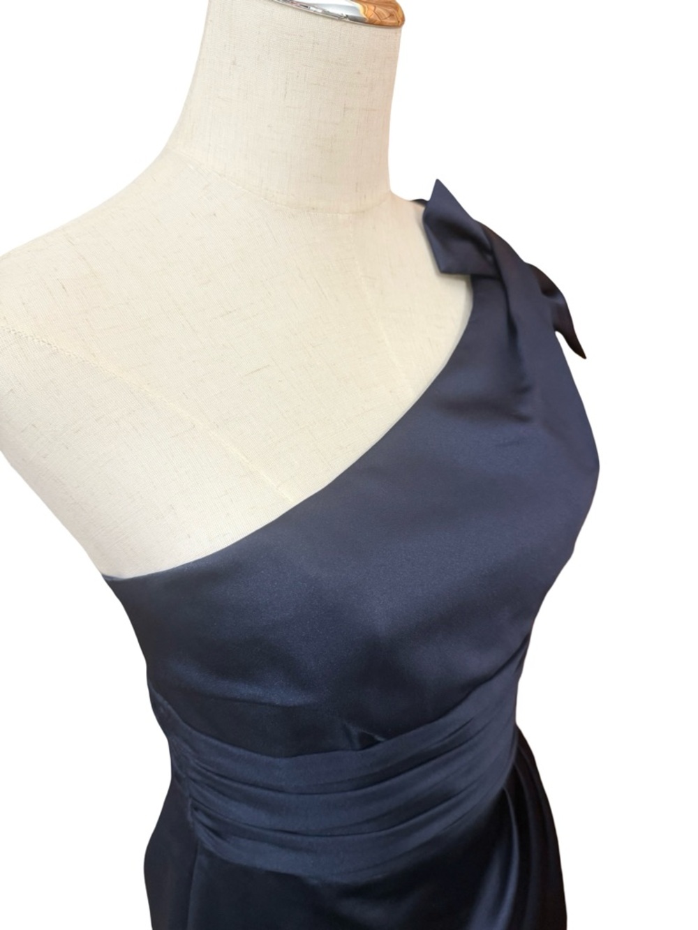 David’s Bridal Dark Blue One Shoulder Dress With Bow Accent Size 2 - Picture 7 of 12